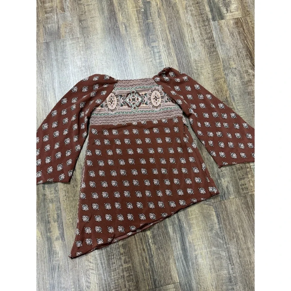 Mary-Kate and Ashley Girls XS 4/5‎ Cinnamon Paisley Sequin Bell Sleeve Tunic Top